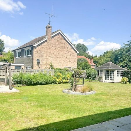 Luxe 5 Bed House In Guildford. Morden Amenities Villa Normandy Eksteriør bilde
