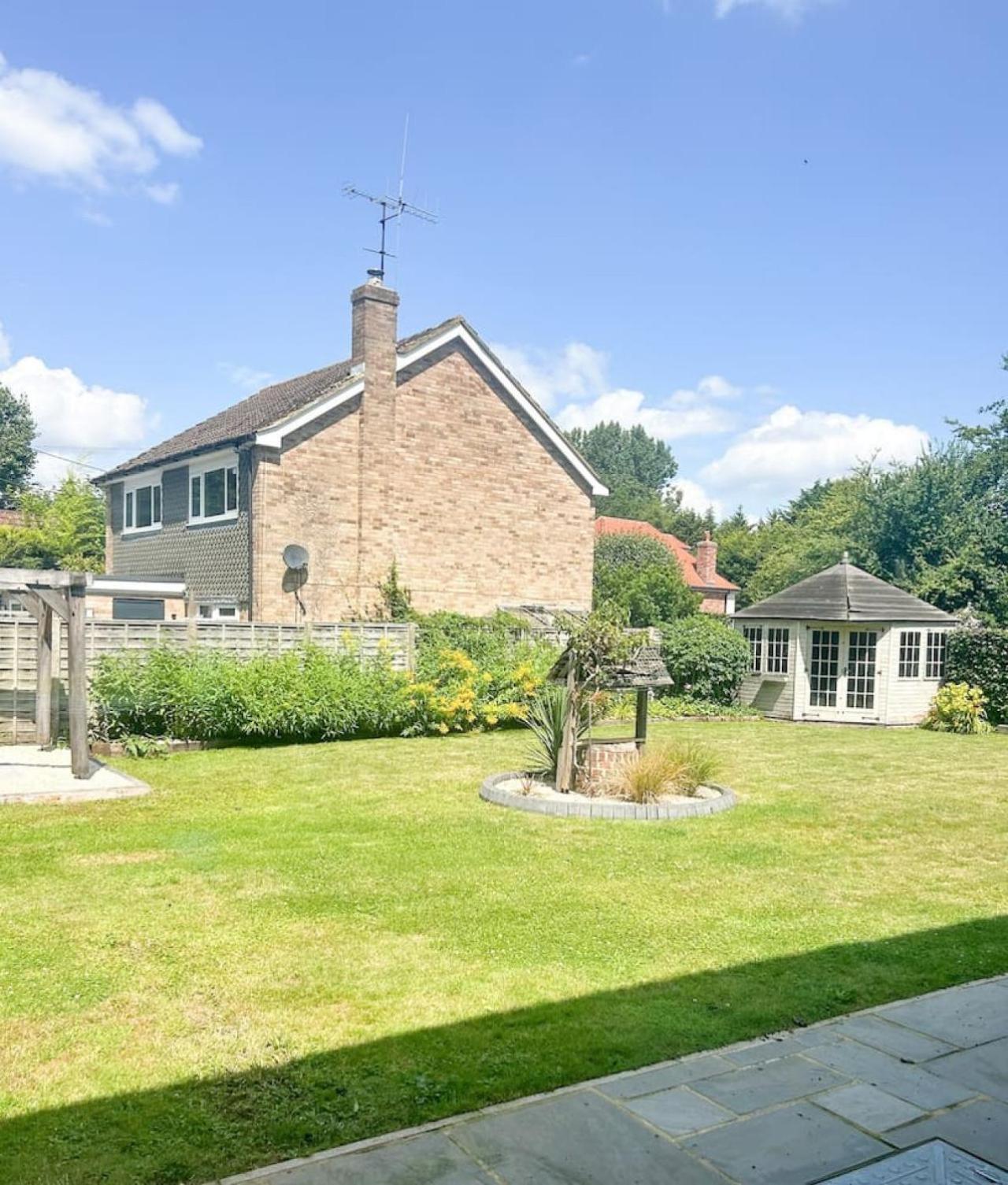 Luxe 5 Bed House In Guildford. Morden Amenities Villa Normandy Eksteriør bilde
